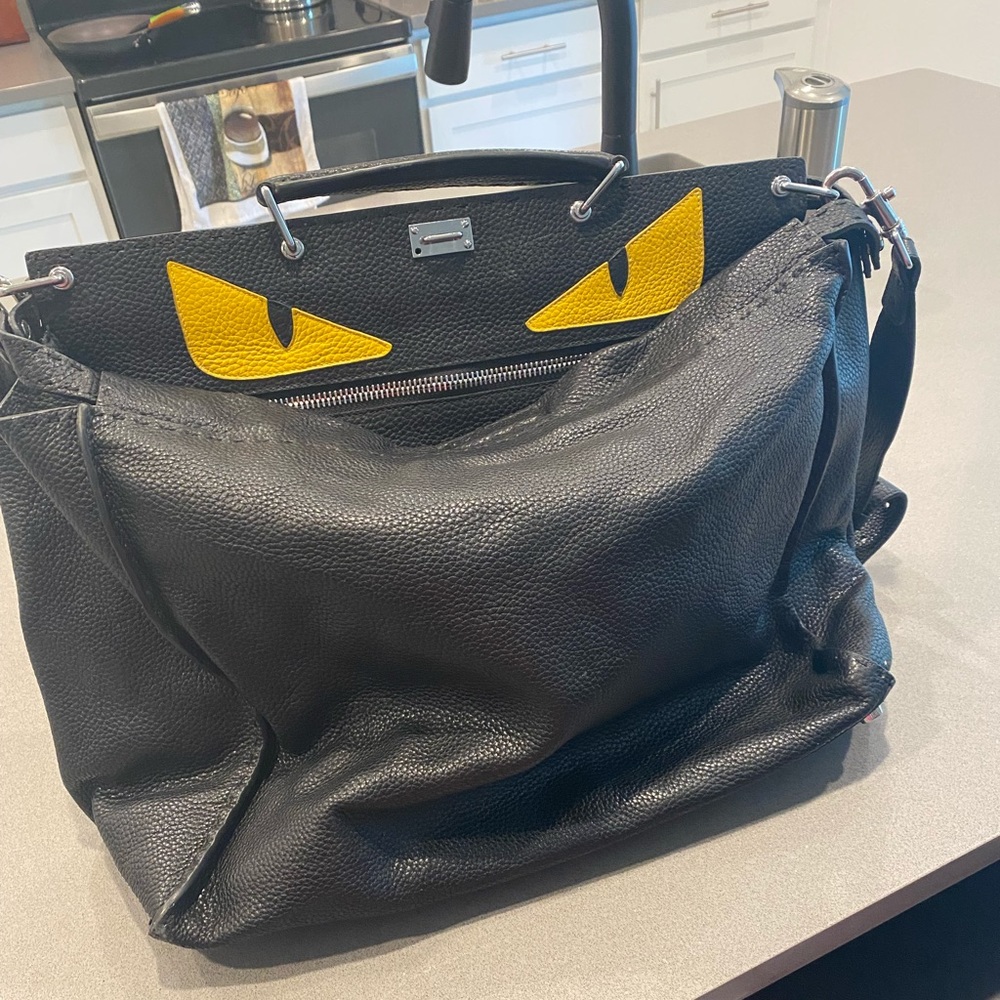 VERY RARE - FENDI MONSTER PEEKABOO XL IN SELLERIA